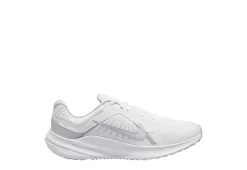 Nike Mens Quest 5 Running Shoe - White